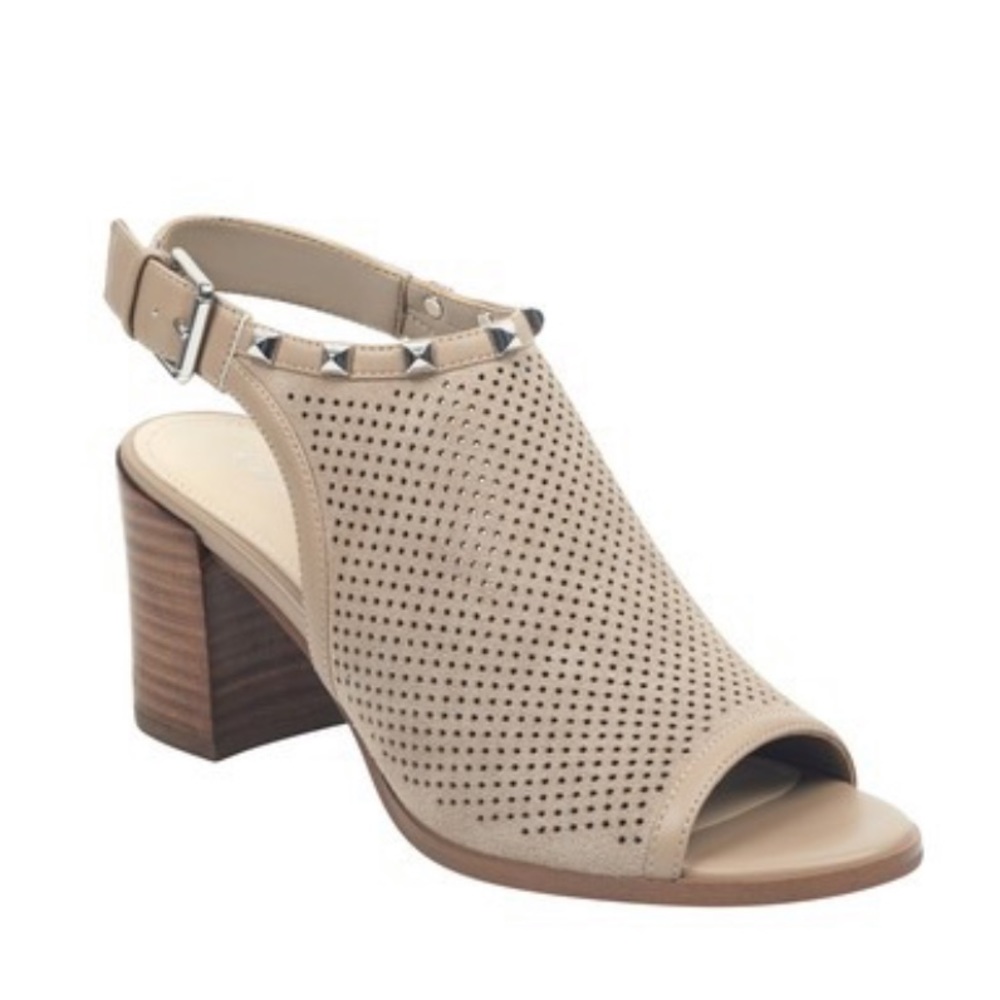 Marc Fisher
Parso Stud City Leather Sandal